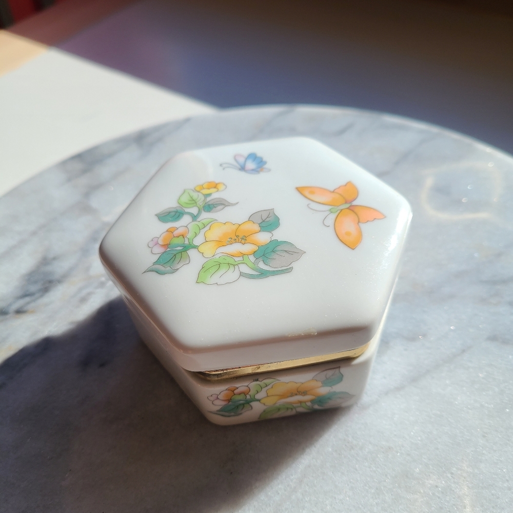 Vintage Trinket box